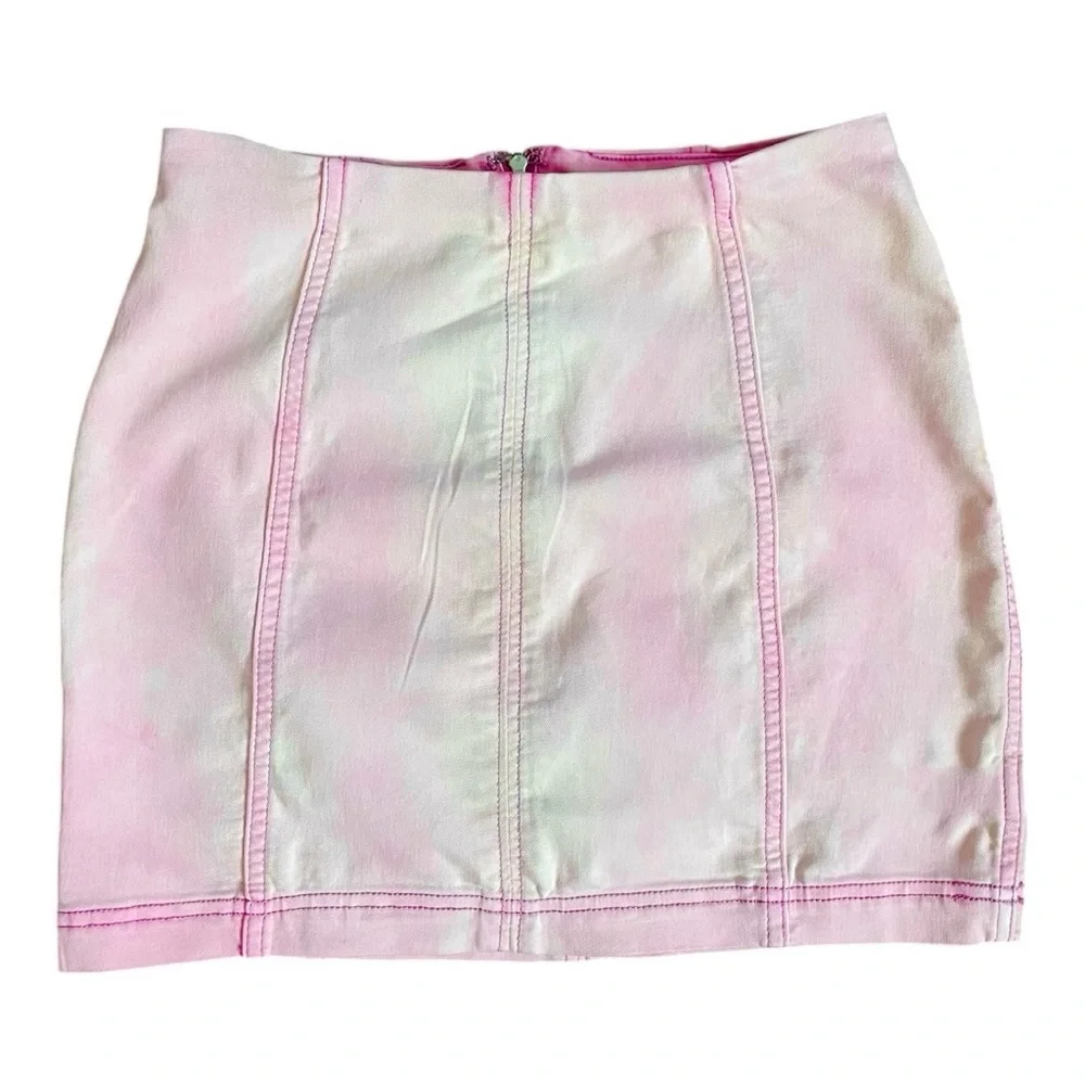 Free People Modern Femme Acid Wash Womens Mini skirt Pink size 6 boho beach Jean